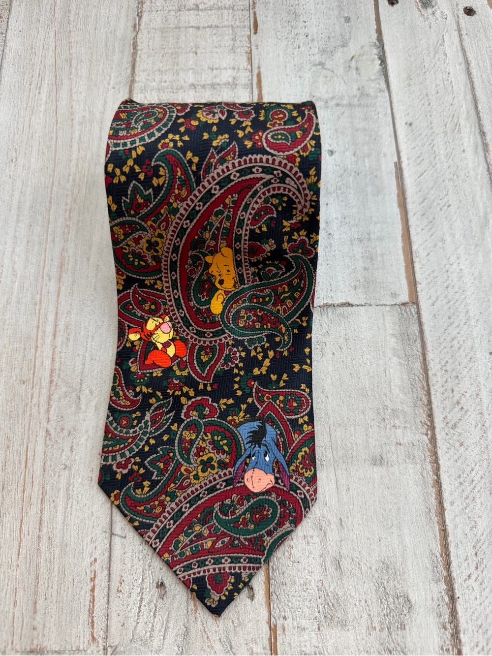 Vintage Disney Winnie the Pooh Tigger Eeyore Piglet Paisley Necktie 59"